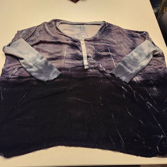 Pete and Greta womens top. Size XS - Picture 4 of 5